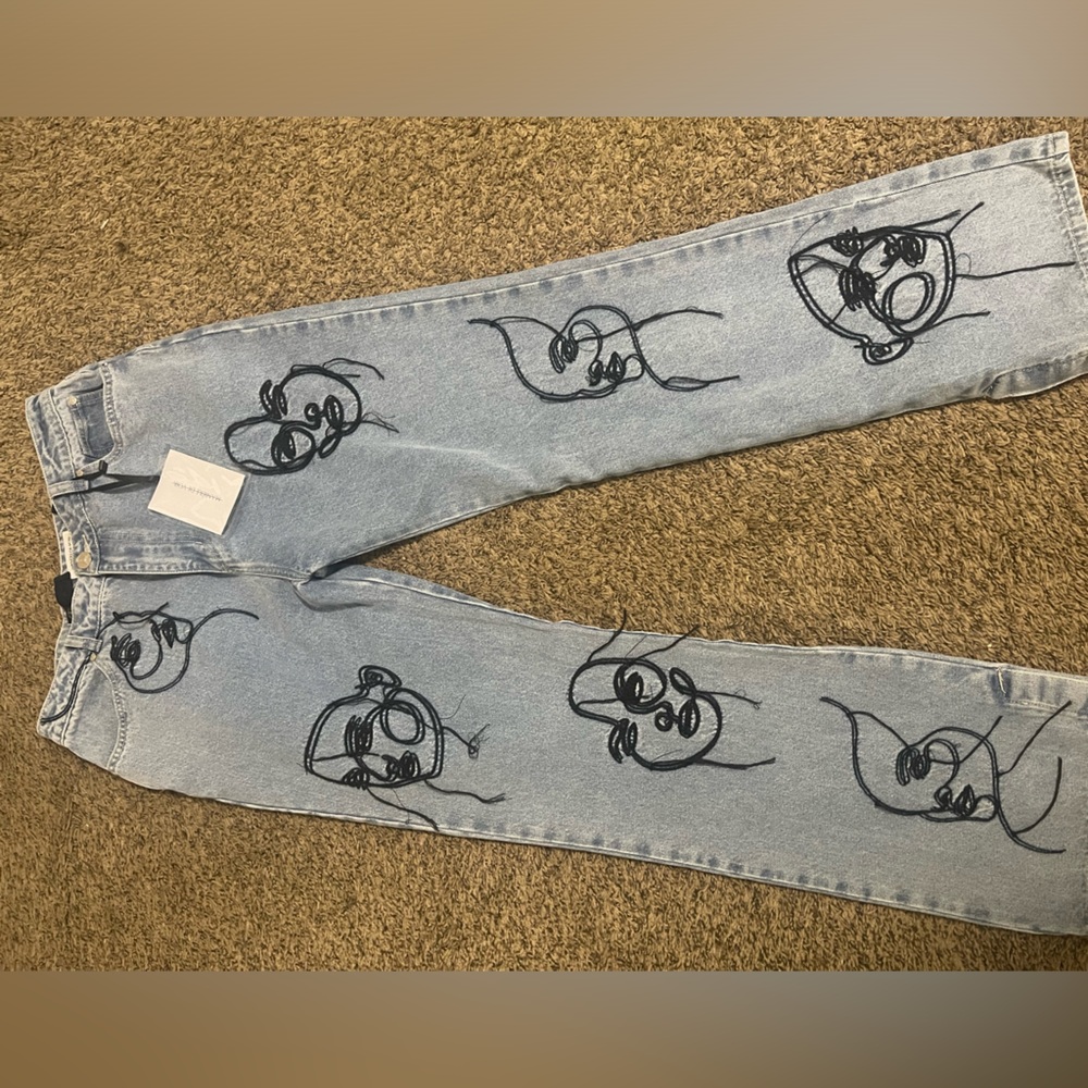MANIÈRE DE VOIR boyfriend jeans for sale.